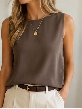 Babaton by Aritzia Brown Sleeveless Blouse | Size Small